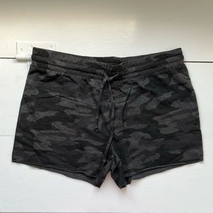 Z Supply women’s shirt, grey camouflage, XL, new with tags